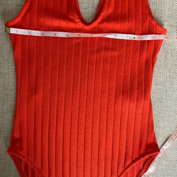 Zara Orange Sleeveless  V Neck Bodysuit…Small size Great Stretch.Gently used! - Picture 7 of 7